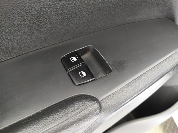 Hyundai Solaris II с пробегом 2019 года, цена 1 050 000 рублей, 171213 км, седан, Автокод Объявления