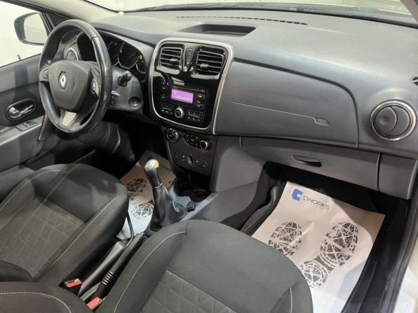 Renault Sandero II с пробегом 2016 года, цена 855 000 рублей, 189055 км, хэтчбек, Автокод Объявления