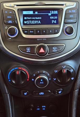 Hyundai Solaris I Рестайлинг с пробегом 2014 года, цена 1 025 000 рублей, 124144 км, седан, Автокод Объявления