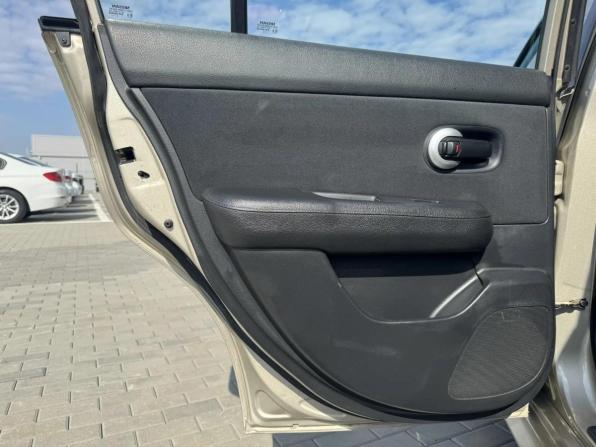 Nissan Tiida I Рестайлинг с пробегом 2013 года, цена 810 000 рублей, 120000 км, хэтчбек, Автокод Объявления