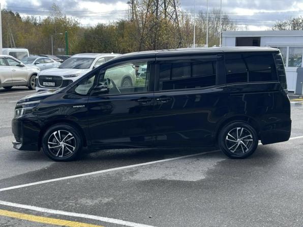 Toyota Voxy III (R80) с пробегом 2015 года, цена 1 785 000 рублей, 152470 км, минивэн, Автокод Объявления