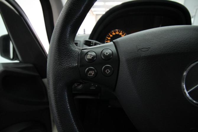 Mercedes-Benz A-Класс II (W169) Рестайлинг с пробегом 2012 года, цена 1 100 000 рублей, 55000 км, хэтчбек, Автокод Объявления