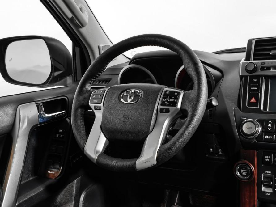Toyota Land Cruiser Prado 150 Series Рестайлинг 1 Санкт-Петербург  - изображение 17