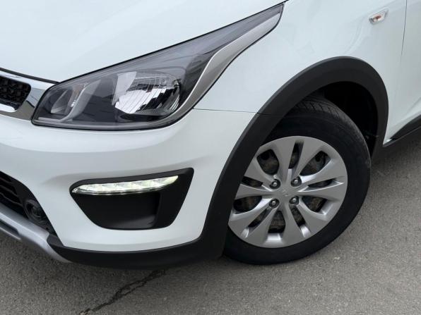 Kia Rio IV с пробегом 2018 года, цена 1 595 000 рублей, 50773 км, хэтчбек, Автокод Объявления