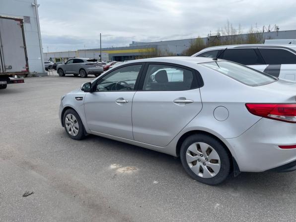 Kia Rio III Рестайлинг с пробегом 2015 года, цена 985 000 рублей, 159046 км, седан, Автокод Объявления
