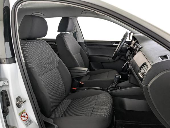 Volkswagen Polo VI с пробегом 2022 года, цена 1 699 000 рублей, 85292 км, лифтбек, Автокод Объявления