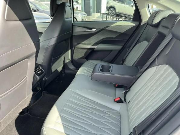 Changan Lamore с пробегом 2023 года, цена 1 820 000 рублей, 48778 км, седан, Автокод Объявления