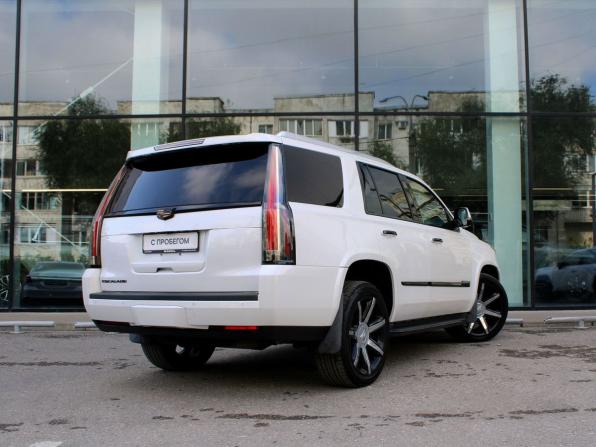 Cadillac Escalade IV с пробегом 2016 года, цена 3 695 000 рублей, 112162 км, внедорожник, Автокод Объявления