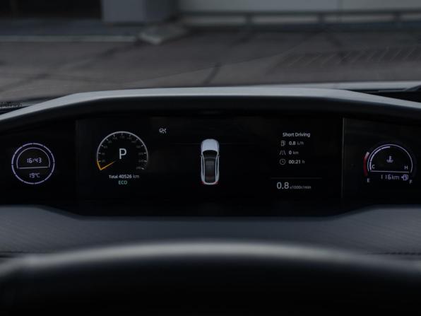 Changan UNI-V I с пробегом 2023 года, цена 2 379 000 рублей, 40523 км, лифтбек, Автокод Объявления