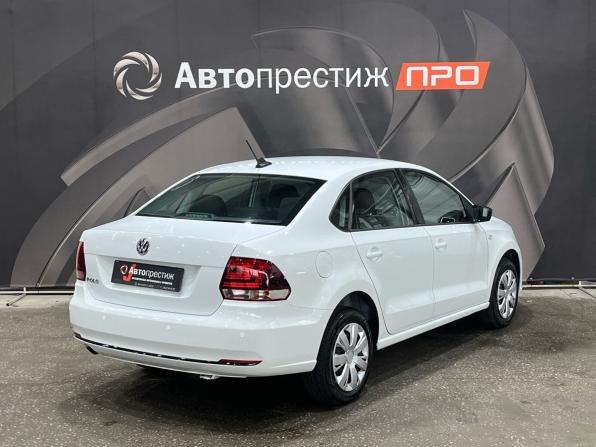 Volkswagen Polo V Рестайлинг с пробегом 2020 года, цена 1 370 000 рублей, 76000 км, седан, Автокод Объявления