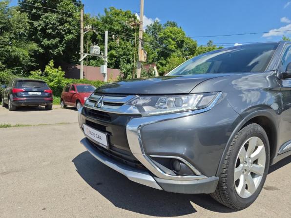Mitsubishi Outlander III Рестайлинг 3 с пробегом 2018 года, цена 1 590 000 рублей, 173187 км, внедорожник, Автокод Объявления