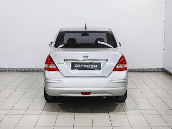 Nissan Tiida I с пробегом 2010 года, цена 799 000 рублей, 166812 км, седан, Автокод Объявления