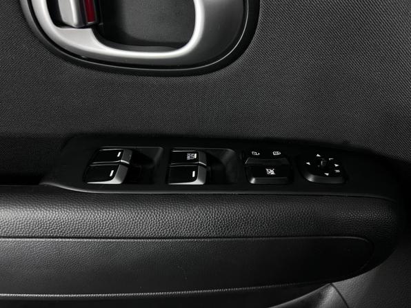 Kia Soul II Рестайлинг с пробегом 2018 года, цена 1 340 000 рублей, 98718 км, хэтчбек, Автокод Объявления