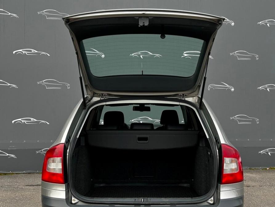 Skoda Octavia II (A5) Рестайлинг Санкт-Петербург  - изображение 12