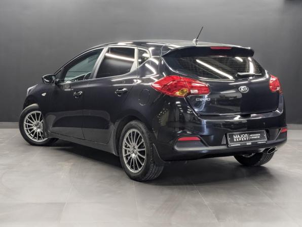 Kia Ceed II с пробегом 2015 года, цена 1 175 000 рублей, 131365 км, хэтчбек, Автокод Объявления