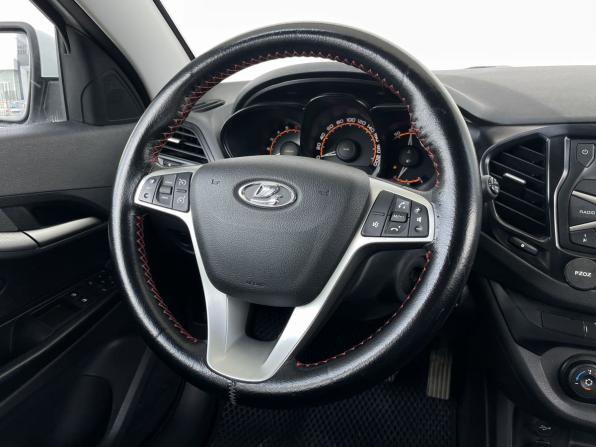 Lada (ВАЗ) Vesta I с пробегом 2019 года, цена 999 000 рублей, 32691 км, седан, Автокод Объявления