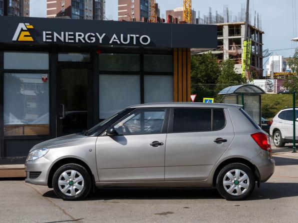 Skoda Fabia II Рестайлинг с пробегом 2010 года, цена 599 000 рублей, 62650 км, хэтчбек, Автокод Объявления