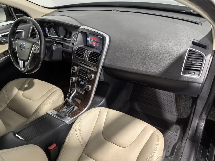 Volvo XC60 I Рестайлинг Санкт-Петербург  - изображение 11
