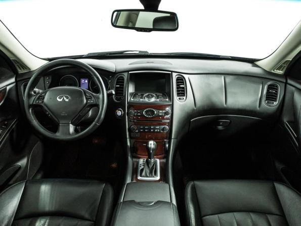 Infiniti QX50 I Рестайлинг с пробегом 2016 года, цена 1 874 700 рублей, 138227 км, внедорожник, Автокод Объявления