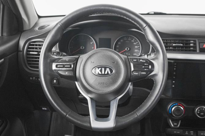 Kia Rio IV с пробегом 2019 года, цена 1 359 000 рублей, 106000 км, седан, Автокод Объявления