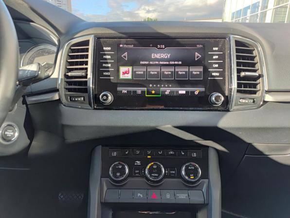 Skoda Karoq I с пробегом 2021 года, цена 2 749 000 рублей, 30800 км, внедорожник, Автокод Объявления