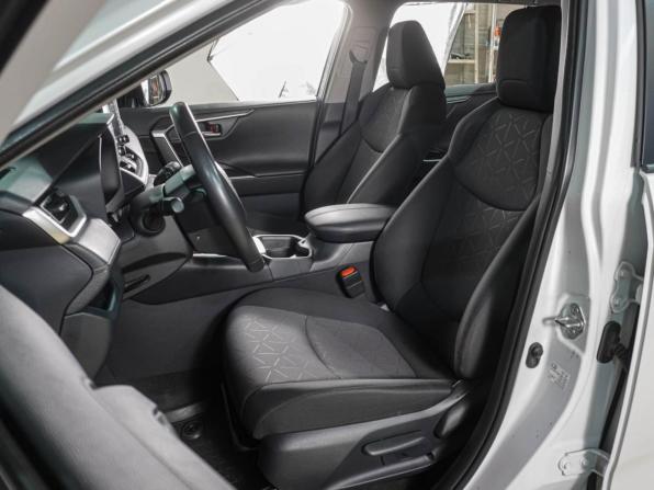 Toyota RAV4 V (XA50) с пробегом 2020 года, цена 3 929 000 рублей, 55571 км, внедорожник, Автокод Объявления