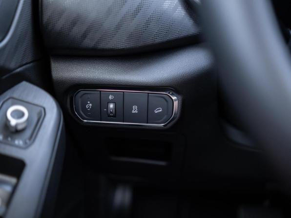 Haval Jolion I Рестайлинг 2 с пробегом 2026 года, цена 2 419 000 рублей, 7604 км, внедорожник, Автокод Объявления