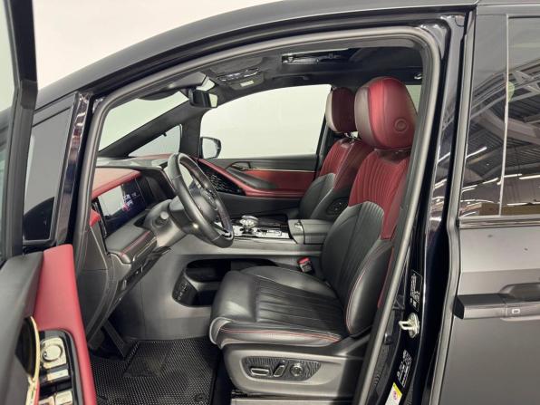 GAC M8 с пробегом 2024 года, цена 4 269 000 рублей, 46583 км, минивэн, Автокод Объявления