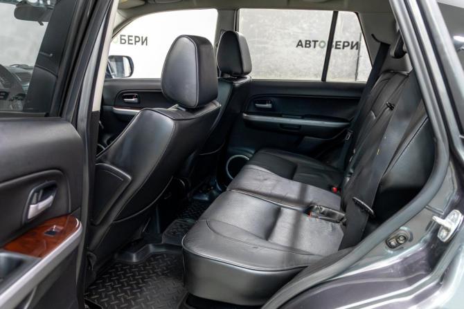 Suzuki Grand Vitara II Рестайлинг с пробегом 2010 года, цена 960 000 рублей, 239000 км, внедорожник, Автокод Объявления