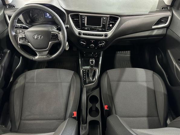 Hyundai Solaris II с пробегом 2017 года, цена 1 199 000 рублей, 96556 км, седан, Автокод Объявления