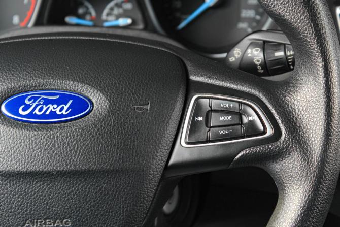 Ford Focus III Рестайлинг с пробегом 2015 года, цена 899 000 рублей, 196000 км, седан, Автокод Объявления