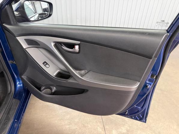 Hyundai Elantra V (MD) с пробегом 2011 года, цена 997 000 рублей, 189377 км, седан, Автокод Объявления