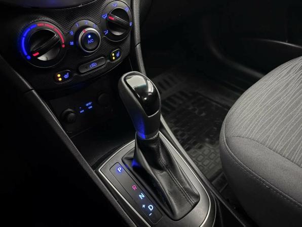 Hyundai Solaris I Рестайлинг с пробегом 2016 года, цена 1 070 000 рублей, 73626 км, седан, Автокод Объявления