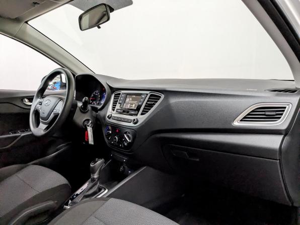 Hyundai Solaris II Рестайлинг с пробегом 2022 года, цена 1 680 000 рублей, 72478 км, седан, Автокод Объявления