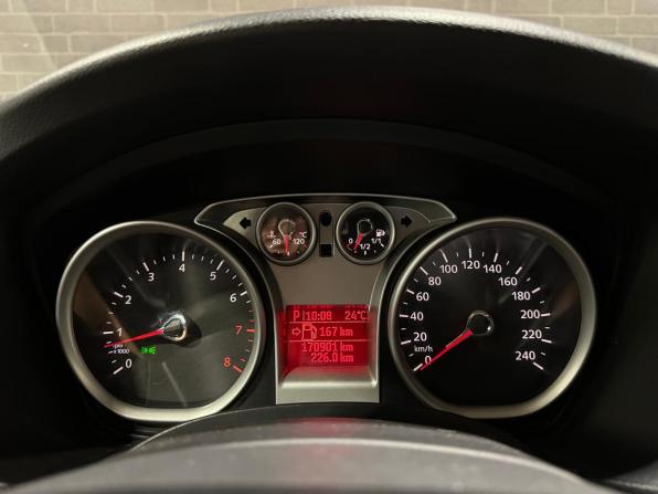 Ford Focus II Рестайлинг с пробегом 2008 года, цена 550 000 рублей, 170899 км, седан, Автокод Объявления