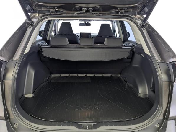 Toyota RAV4 V (XA50) с пробегом 2021 года, цена 3 330 000 рублей, 75006 км, внедорожник, Автокод Объявления