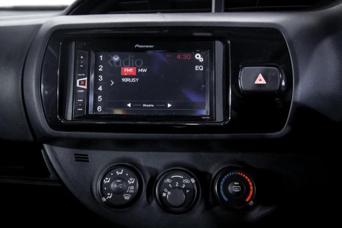 Toyota Vitz III (XP130) Рестайлинг 2 с пробегом 2019 года, цена 979 000 рублей, 86620 км, хэтчбек, Автокод Объявления
