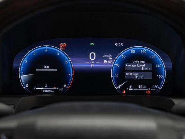 Toyota Alphard IV с пробегом 2024 года, цена 9 490 000 рублей, 29829 км, минивэн, Автокод Объявления