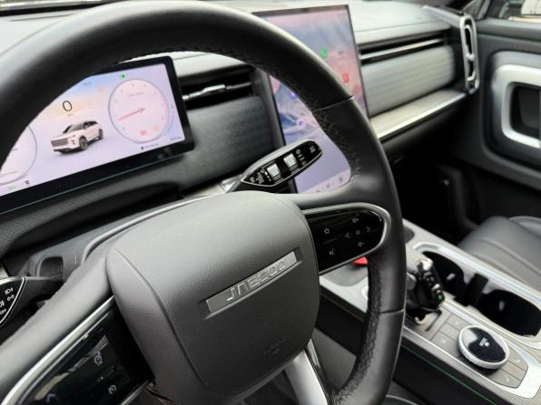 Jaecoo J7 I с пробегом 2025 года, цена 2 199 000 рублей, 37000 км, внедорожник, Автокод Объявления