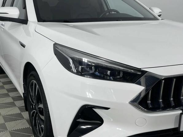 JAC J7 I с пробегом 2023 года, цена 1 207 000 рублей, 51835 км, хэтчбек, Автокод Объявления