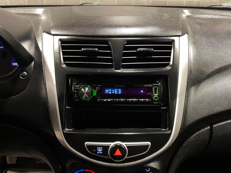 Hyundai Solaris I Челябинск  - изображение 11