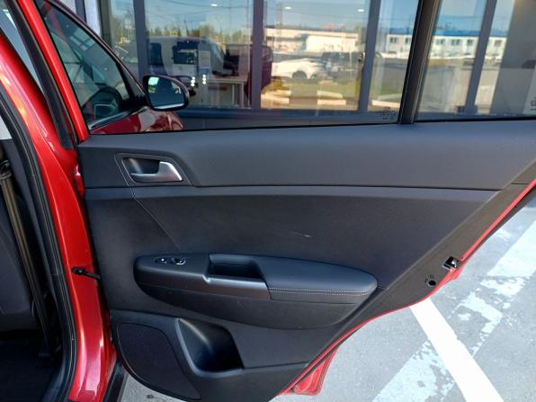 Kia Sportage IV Рестайлинг с пробегом 2021 года, цена 2 699 000 рублей, 52137 км, внедорожник, Автокод Объявления