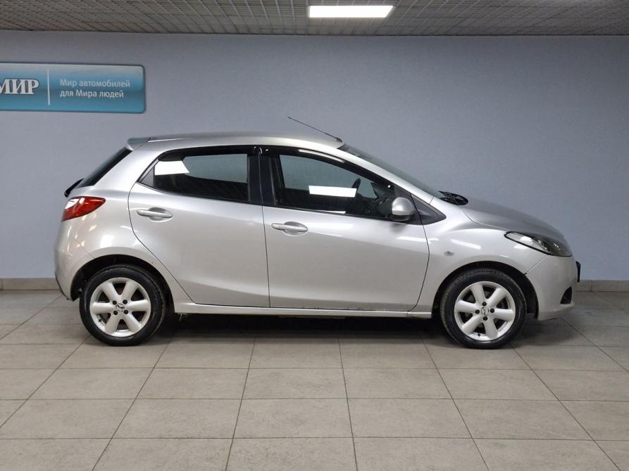 Mazda 2 II (DE) Москва  - изображение 4