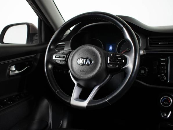 Kia Rio IV с пробегом 2018 года, цена 1 460 000 рублей, 97802 км, хэтчбек, Автокод Объявления