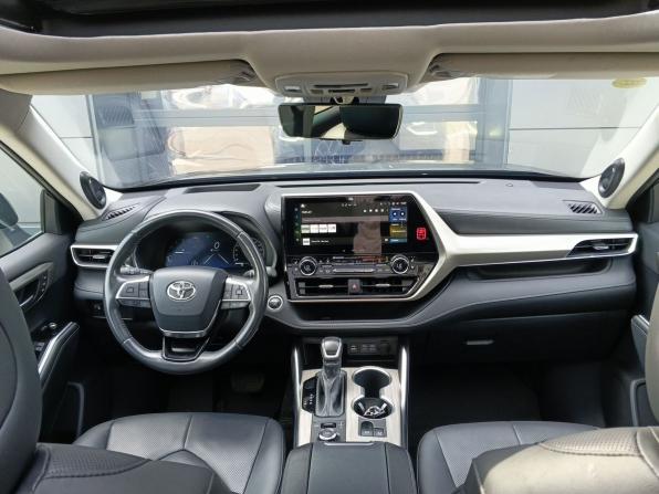 Toyota Highlander IV (XU70) с пробегом 2025 года, цена 4 759 000 рублей, 22320 км, внедорожник, Автокод Объявления