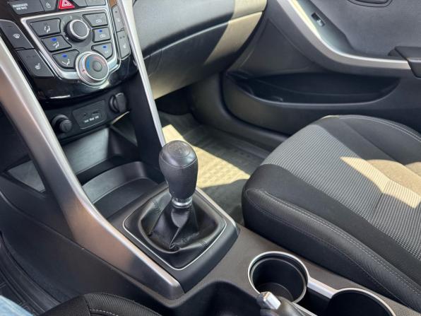 Hyundai i30 II с пробегом 2014 года, цена 968 000 рублей, 120300 км, хэтчбек, Автокод Объявления
