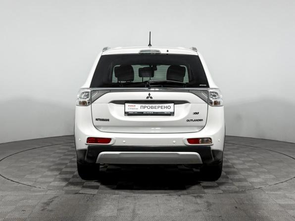 Mitsubishi Outlander III Рестайлинг с пробегом 2014 года, цена 1 389 000 рублей, 131615 км, внедорожник, Автокод Объявления