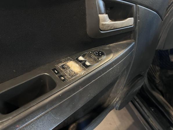 Lada (ВАЗ) Priora I с пробегом 2012 года, цена 265 000 рублей, 270658 км, хэтчбек, Автокод Объявления