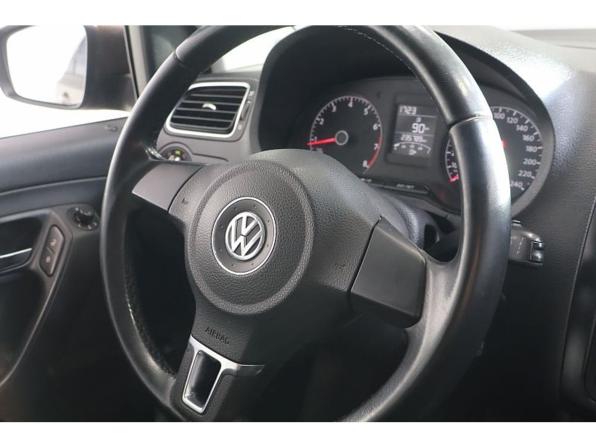 Volkswagen Polo V с пробегом 2014 года, цена 689 000 рублей, 235400 км, седан, Автокод Объявления