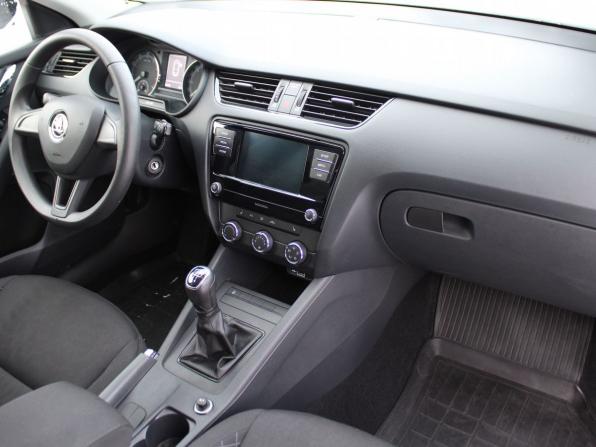 Skoda Octavia III (A7) Рестайлинг с пробегом 2020 года, цена 1 629 000 рублей, 84754 км, лифтбек, Автокод Объявления